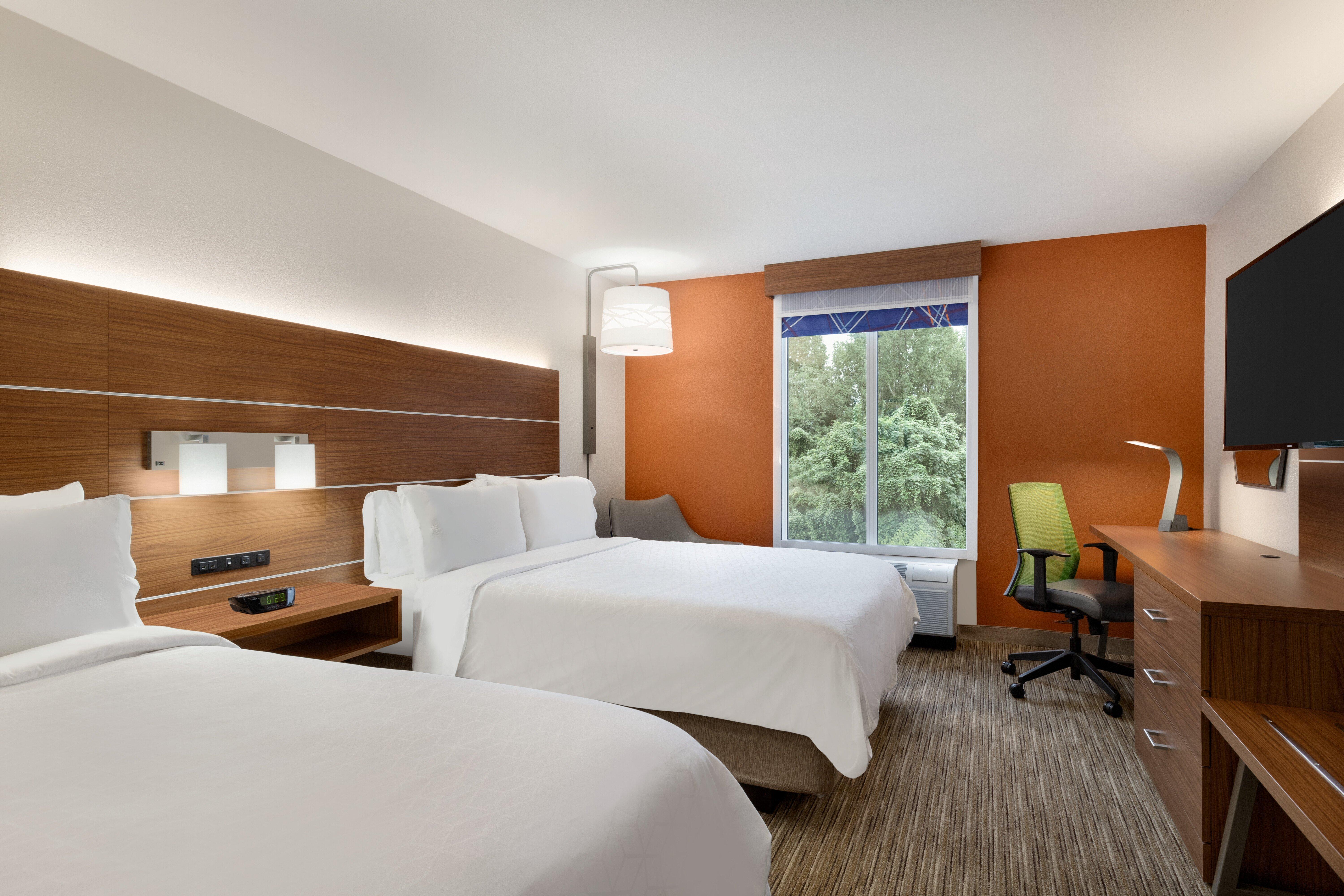 Holiday Inn Express Hotel & Suites Auburn - University Area By Ihg Exterior photo