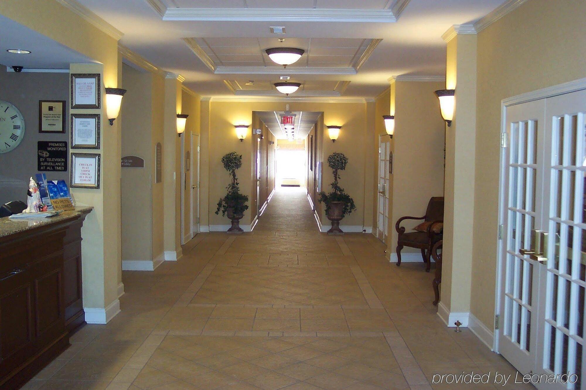Holiday Inn Express Hotel & Suites Auburn - University Area By Ihg Exterior photo